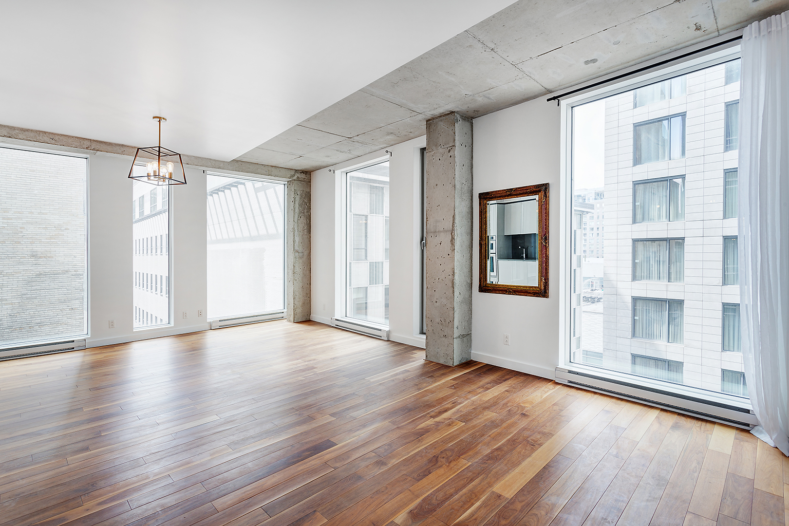 Le 801 — Interior detail